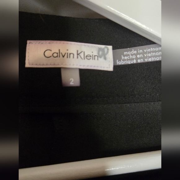 NWT Calvin Klein Black Slim Fit Ankle Pants - Size 2 - Picture 3 of 7